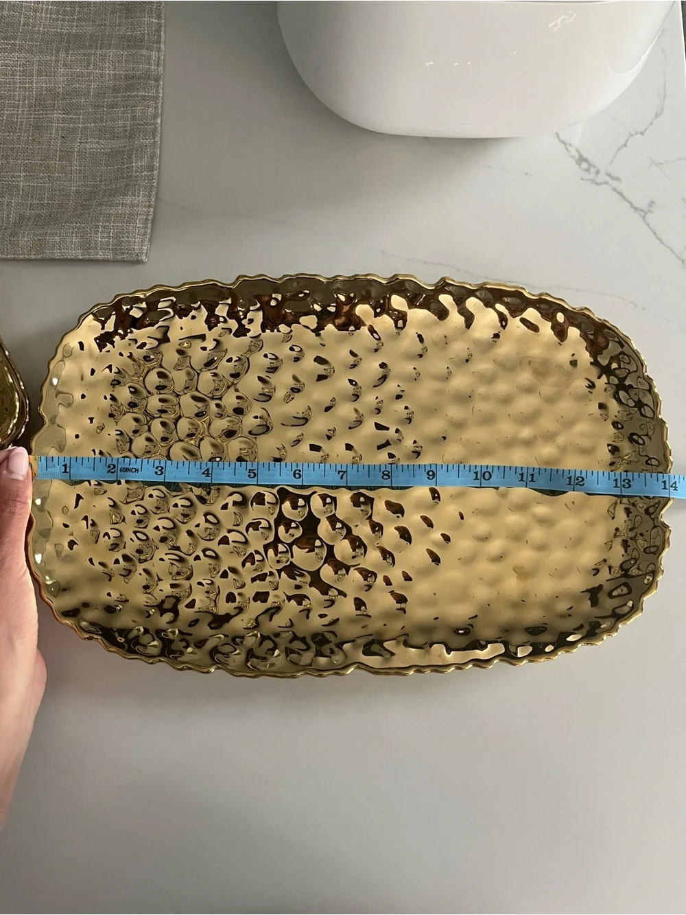 Gold Textured ceramic Trays - Shiny Oval Serving Platter’s